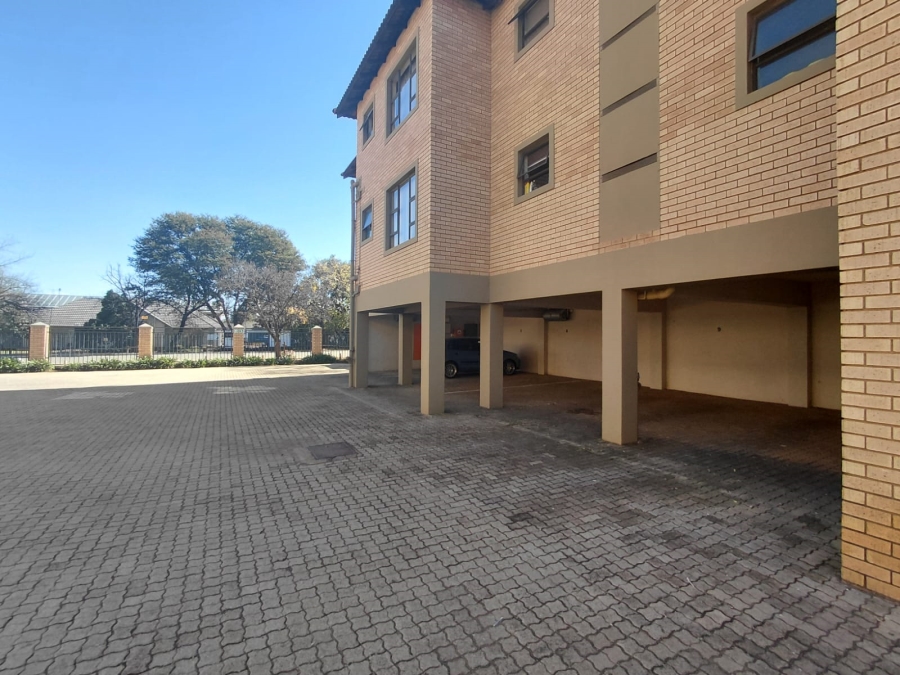 2 Bedroom Property for Sale in Potchefstroom North West